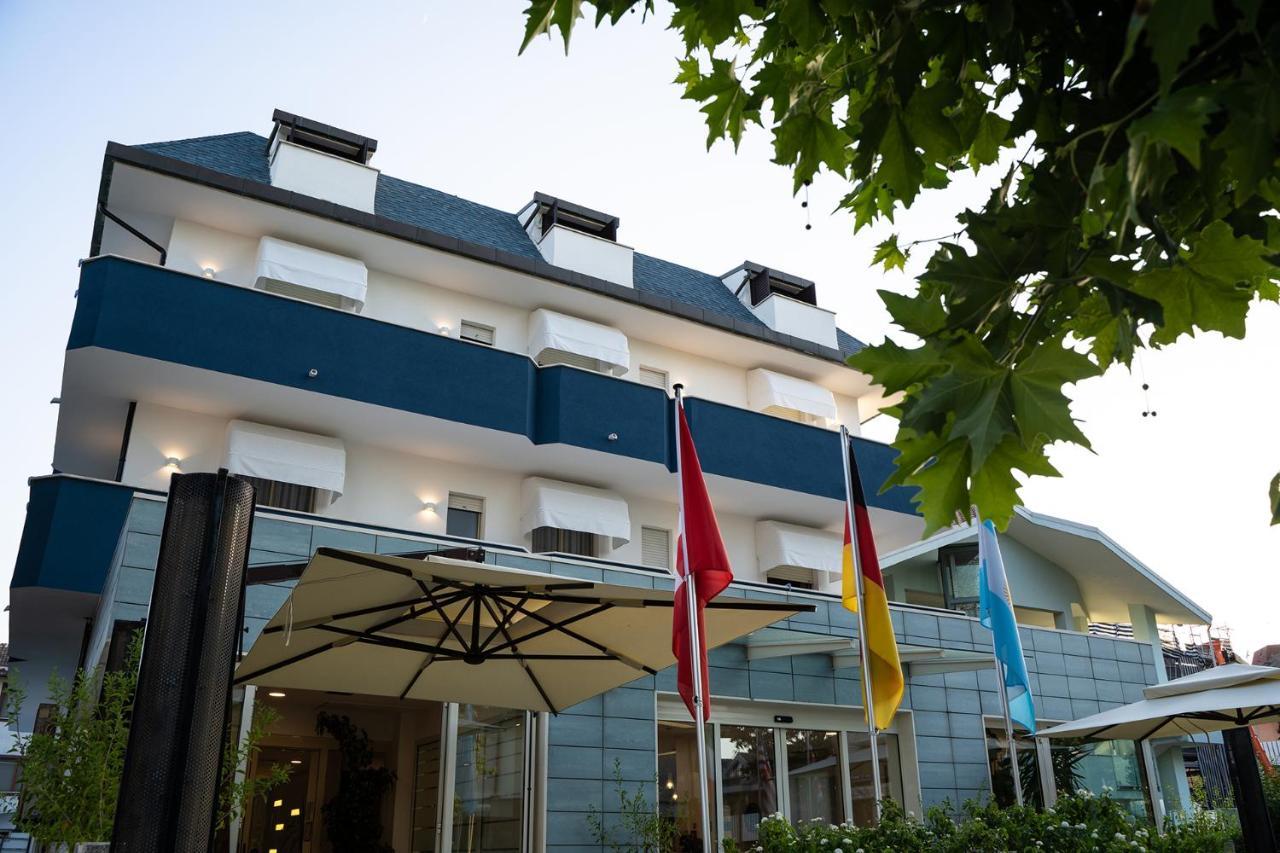 Hotel Mare Blu Francavilla Al Mare Exterior photo