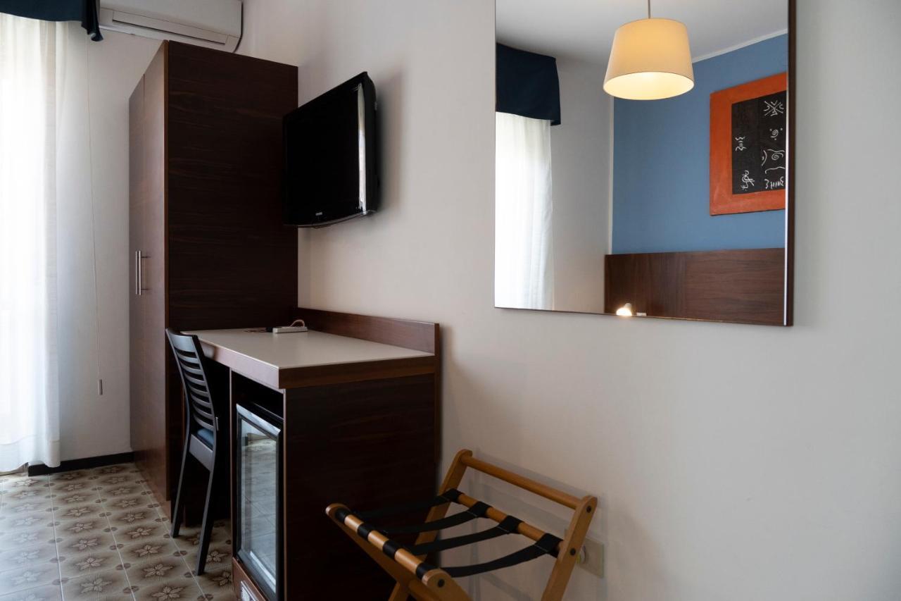 Hotel Mare Blu Francavilla Al Mare Exterior photo