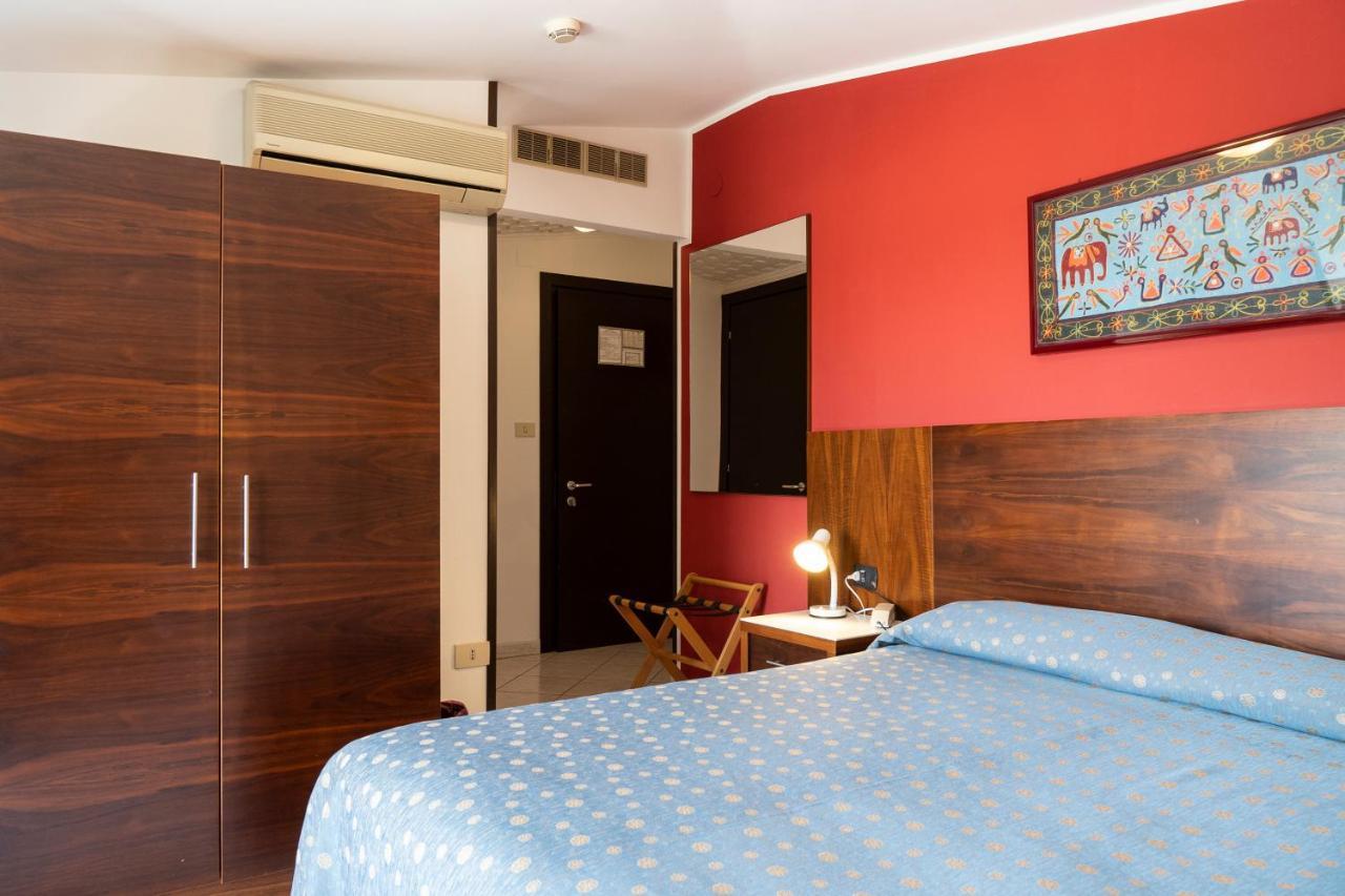 Hotel Mare Blu Francavilla Al Mare Exterior photo